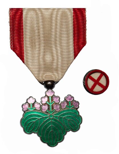 Japan, Order of the Rising Sun 7th Class in case of issue