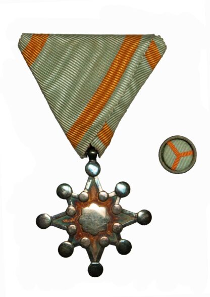 Japan, Order of the Sacred Treasure 8th Class in case of issue