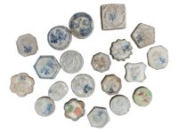 Thailand, Siam, porcelain gambling Tokens, (1760–1875) - LOT OF 20 TOKENS